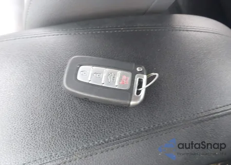 2013 Hyundai Sonata Limited z USA, uszkodzony, nr VIN 5NPEC4AC6DH689189